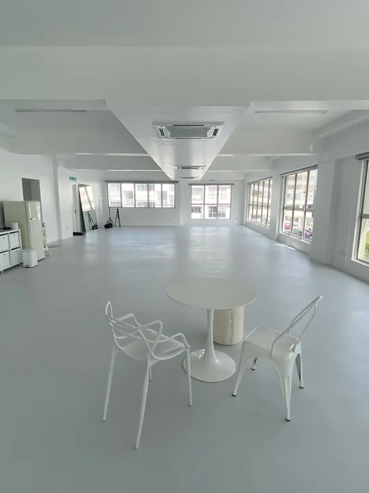 Natural light at Space by Atelier Labo.